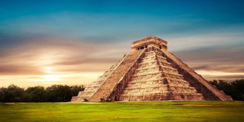 La imagen tiene un atributo ALT vacío; su nombre de archivo es patrimonio-cultural-mexico-chichen-itza-arqueologia-piramide-e1561823606258.jpg